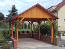 Garážové stání Sedlo 350x600 s plými štíty